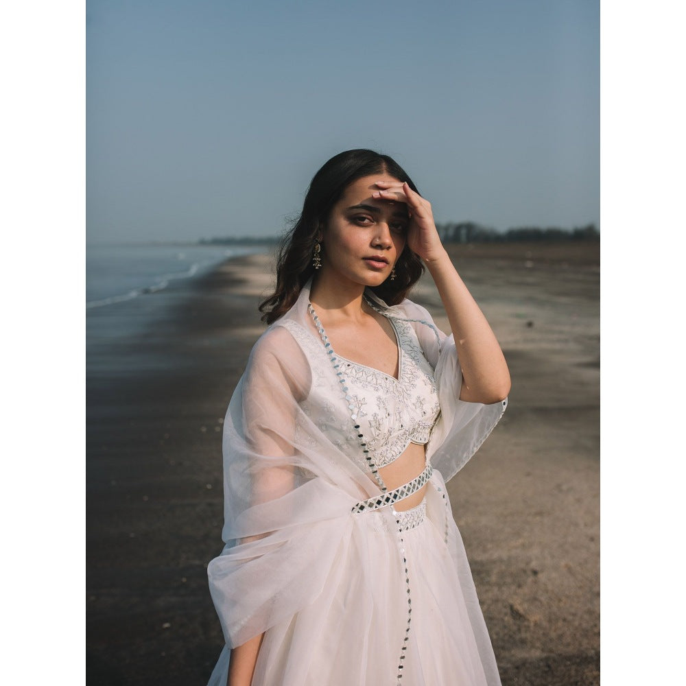 Asaga Ivory Embroidered Stitched Blouse-Lehenga and Organza Dupatta with Belt (Set of 4)