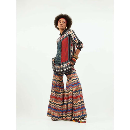 Aseem Kapoor Ambi Print Atri Shirt With Mop Detail Collar.