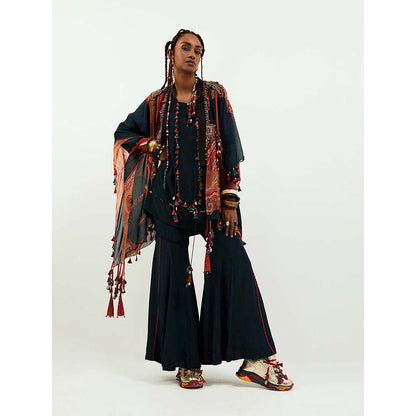 Aseem Kapoor Veni Black Embroidered Dupatta Jacket