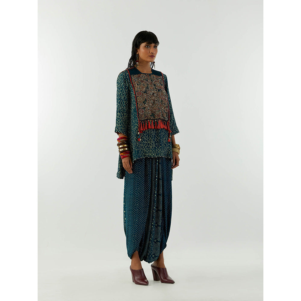 Aseem Kapoor Teal Mitra Short Kurta With Draped Trouser (Set of 2)