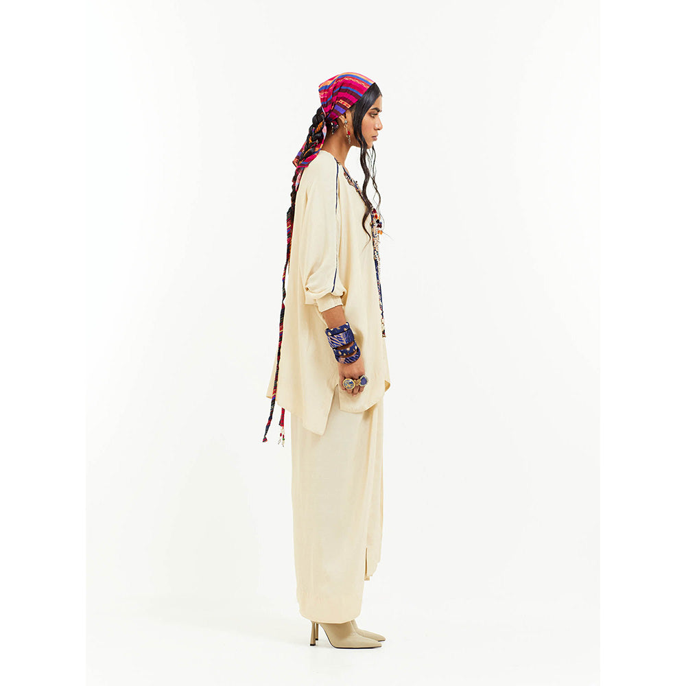 Aseem Kapoor Beige Kuru Trapeze Kaftan With Skirt (Set of 2)