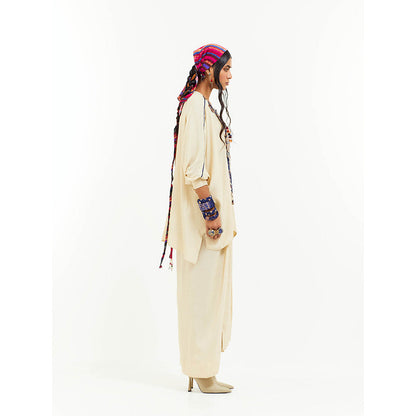 Aseem Kapoor Beige Kuru Trapeze Kaftan With Skirt (Set of 2)