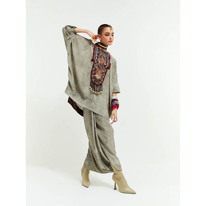 Aseem Kapoor Grey Kuru Trapeze Kurta With Draped Trouser (Set of 2)