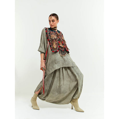 Aseem Kapoor Grey Zuri Gilet With Kurta And Draped Trouser (Set of 3)