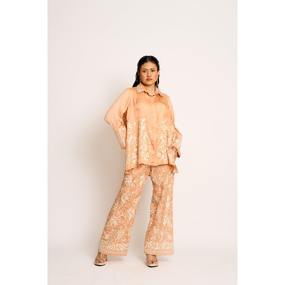 ASHTAR Peach Fuzz Alaya Twin Co-ord (Set of 2)