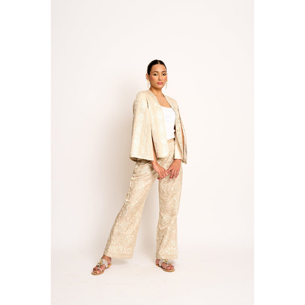 ASHTAR Beige Giro Cape