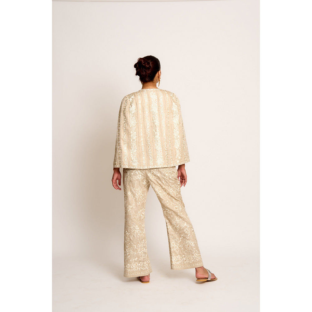 ASHTAR Beige Giro Cape