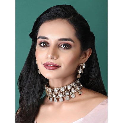 Auraa Trends 22Kt Gold Plated Kundan Classic Gold Necklace Set For Women & Girls
