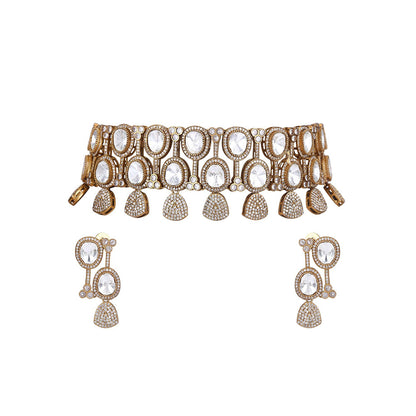 Auraa Trends 22Kt Gold Plated Kundan Classic Gold Necklace Set For Women & Girls