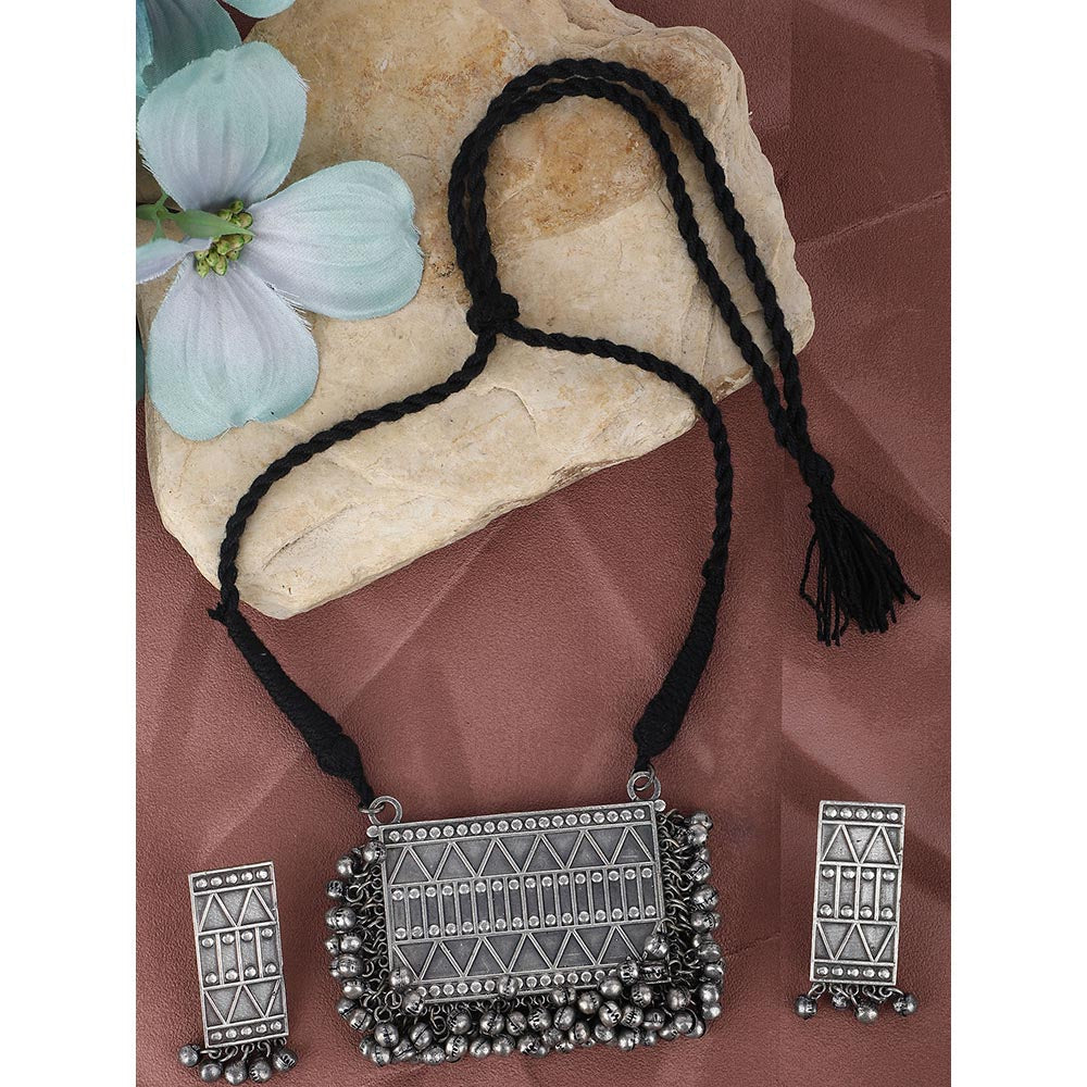 Auraa Trends Oxidised Classic Necklace Set For women