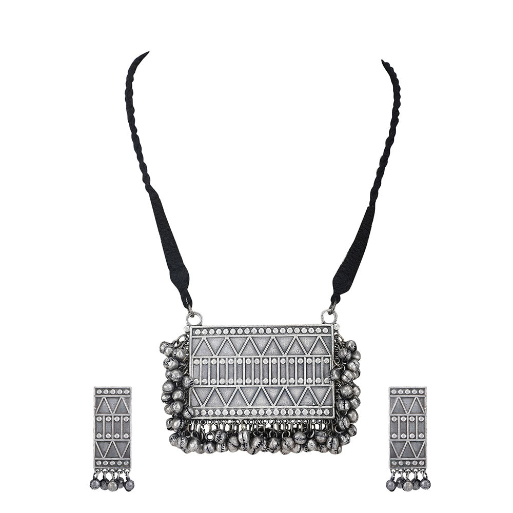 Auraa Trends Oxidised Classic Necklace Set For women