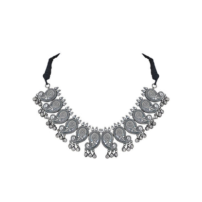 Auraa Trends Women Classic Oxidised Grey Necklace Set
