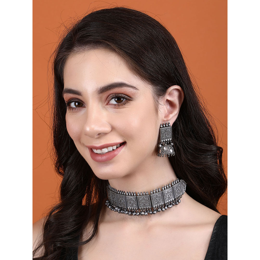 Auraa Trends Classic Oxidised Grey Choker Necklace Set For women