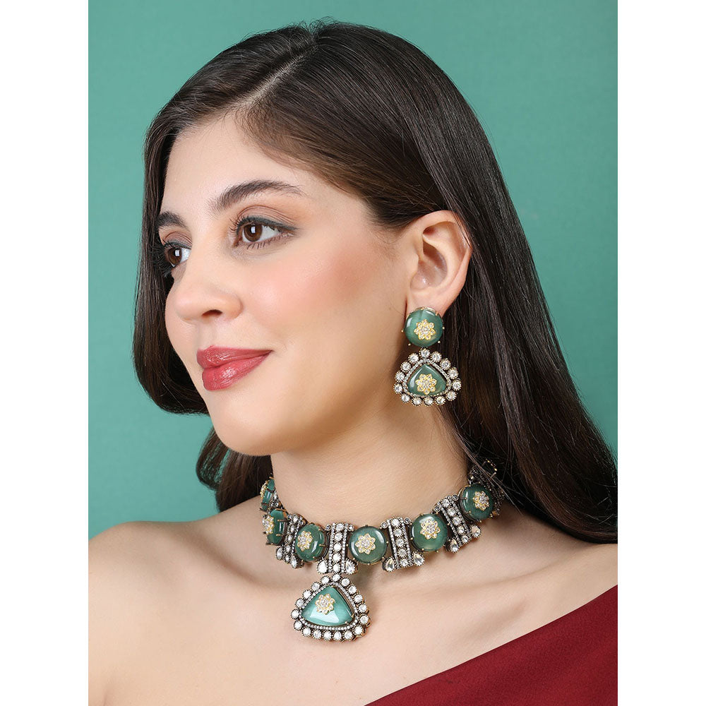 Auraa Trends 22KT Gold Plated Classic Kundan Green Necklace Set for women
