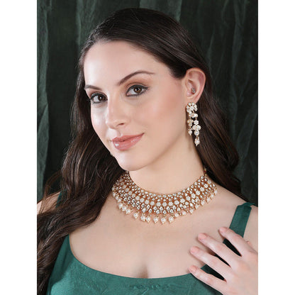Auraa Trends 22K Gold Plated Kundan Studded Jewellery Set