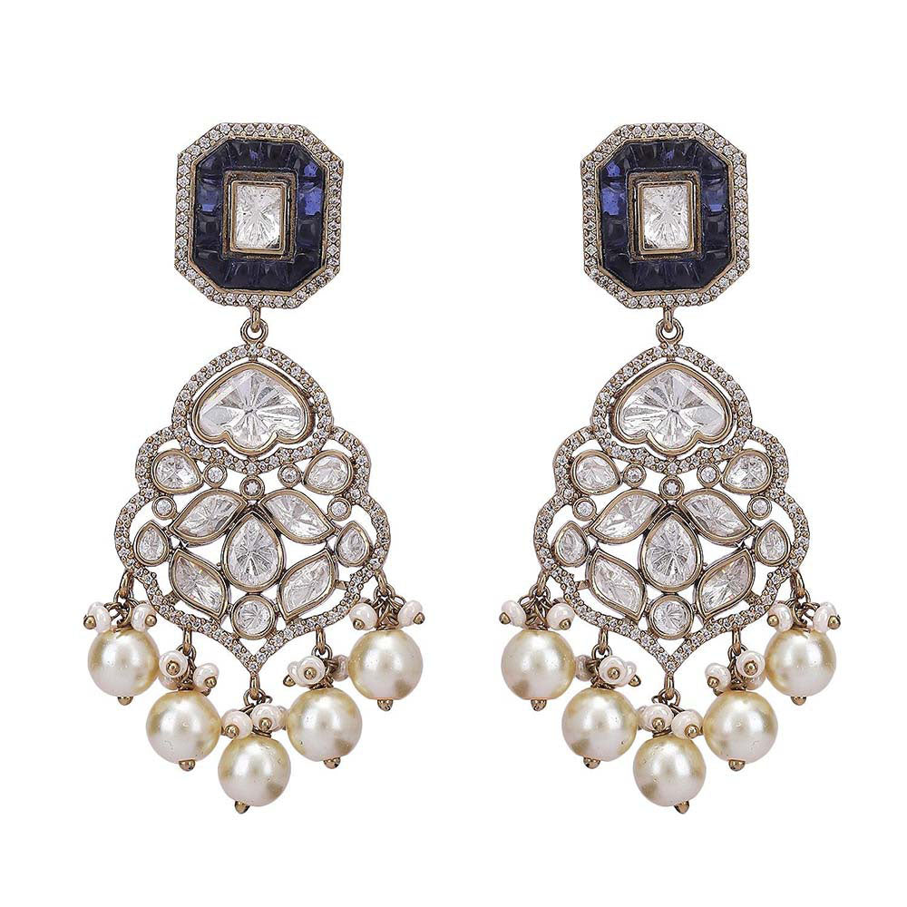 Auraa Trends 22Kt Gold Plated Kundan White Jewellery Set