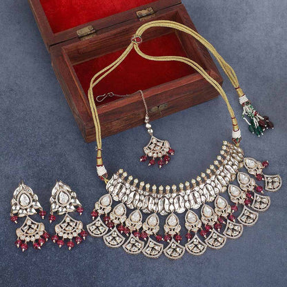 Auraa Trends 22Kt Gold Plated Kundan Red Beads Jewellery Set