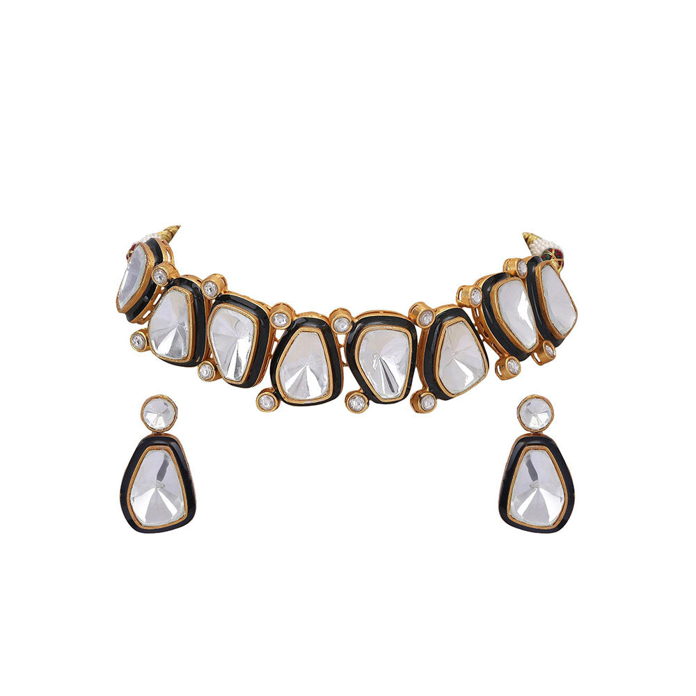 Auraa Trends 22Kt Gold Plated Kundan Black And White Jewellery Set