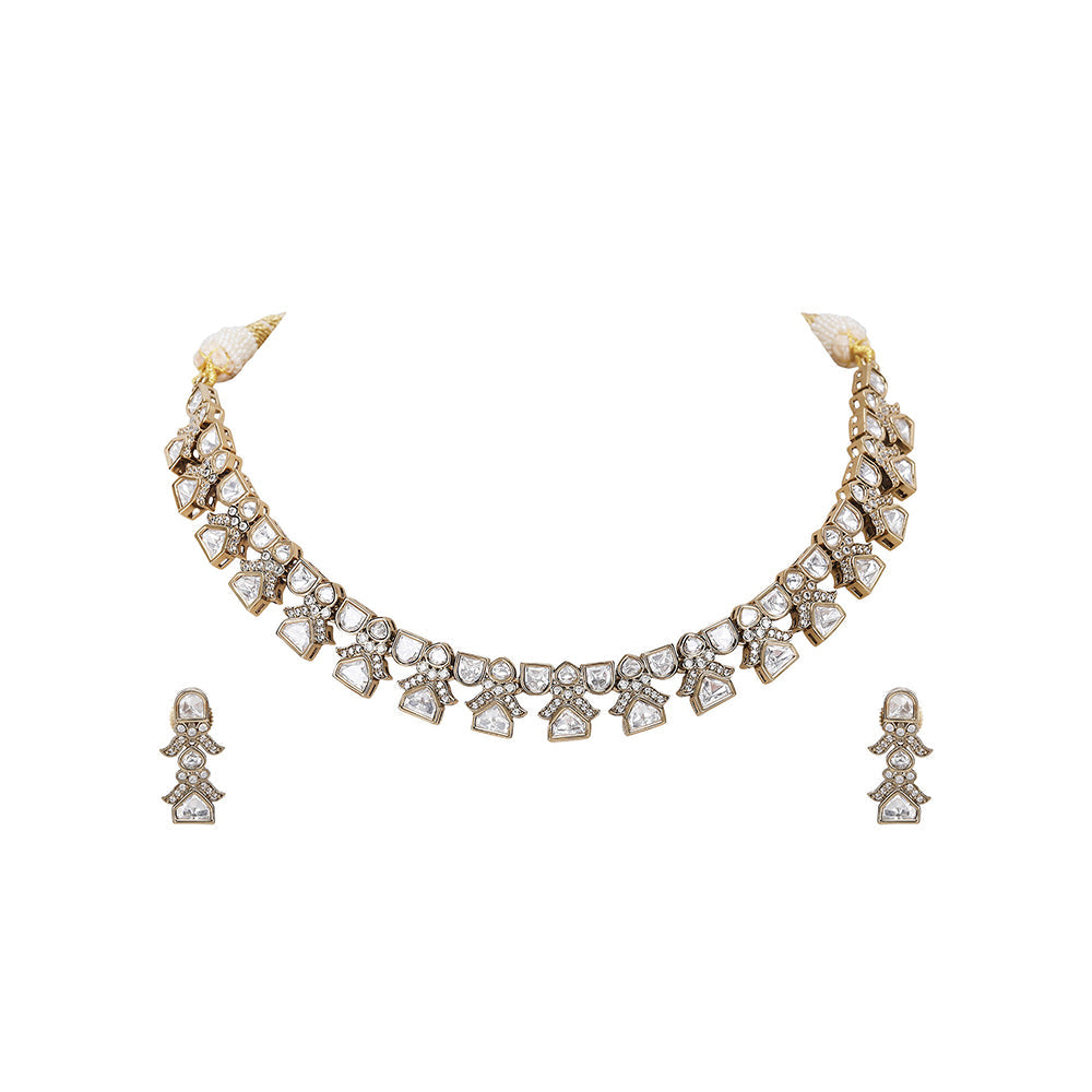 Auraa Trends High-Quality Materials Elegant Necklace with Earrings
