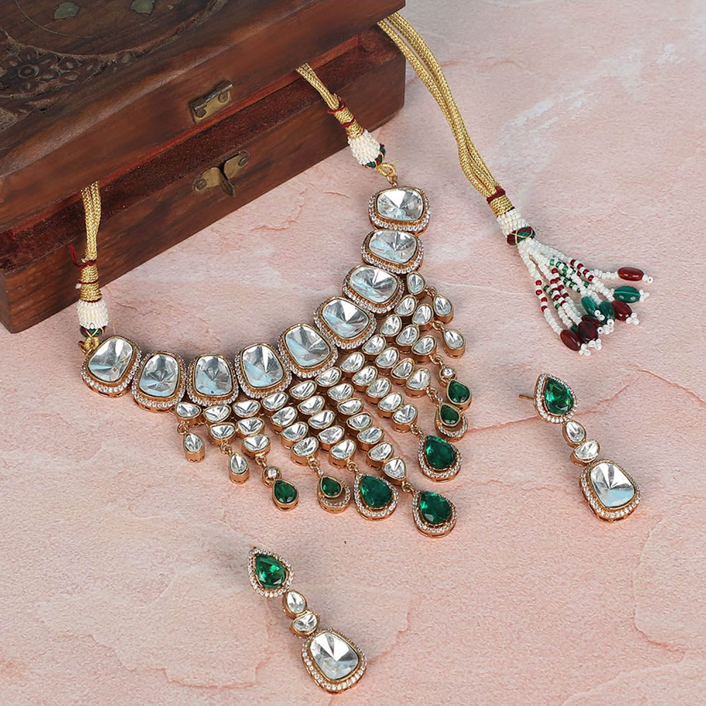 Auraa Trends Grand Polki and Emerald Choker Necklace Set