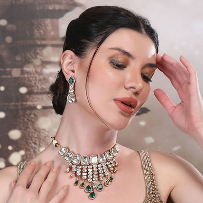 Auraa Trends Grand Polki and Emerald Choker Necklace Set