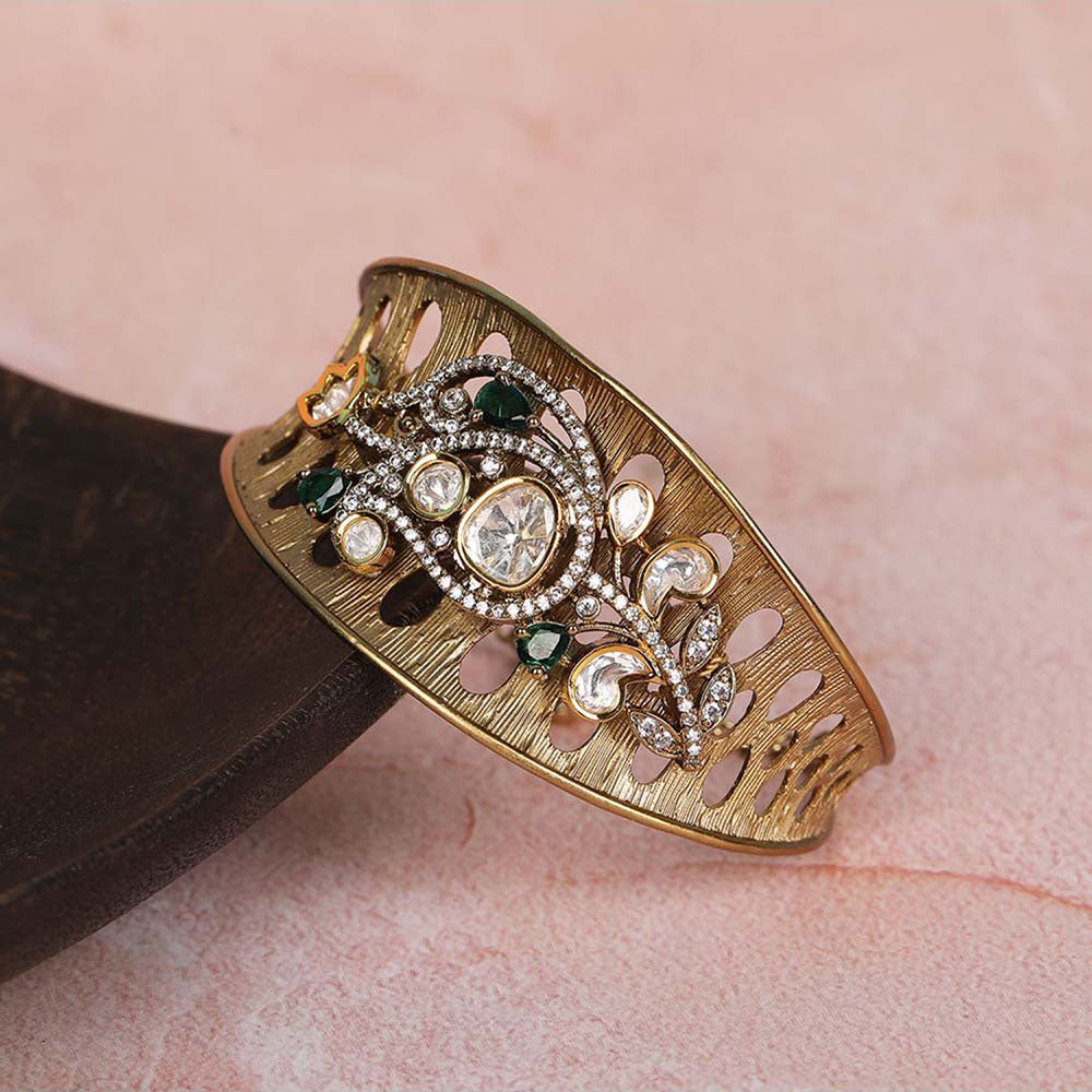 Auraa Trends Green Antique Gold-Plated Bracelet
