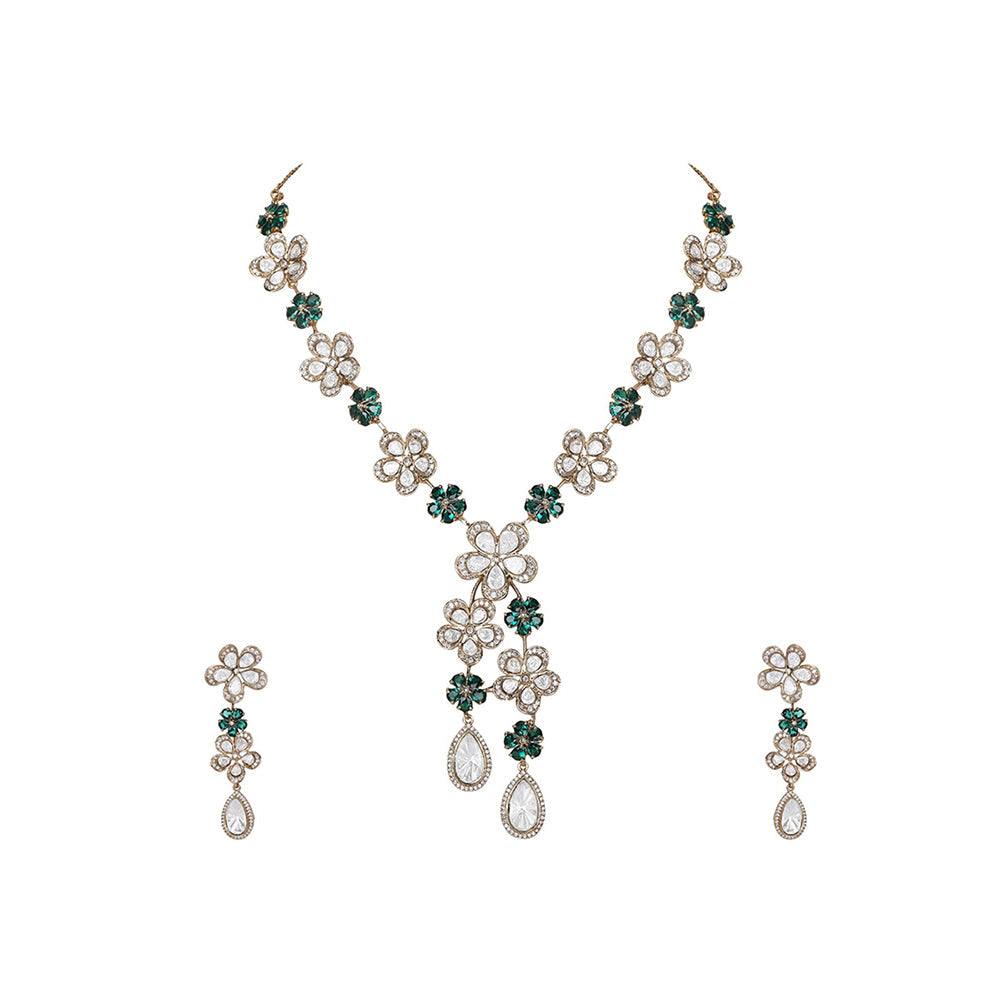 Auraa Trends Green Elegant Floral Diamond-Cut Necklace Set