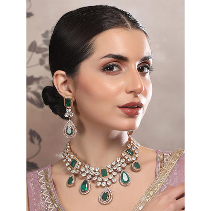 Auraa Trends Luxurious Emerald Green and Crystal Kundan Necklace with Earrings