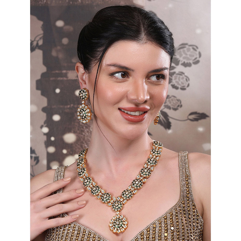 Auraa Trends Elegant Gold Plated Kundan Bridal Necklace with Earrings