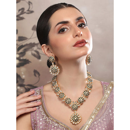 Auraa Trends Elegant Gold Plated Kundan Bridal Necklace with Earrings