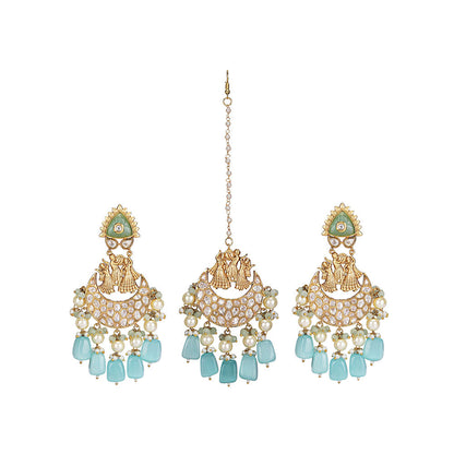 Auraa Trends Traditional Kundan and Pearl Chandbali Earrings with Maang Tikka Set
