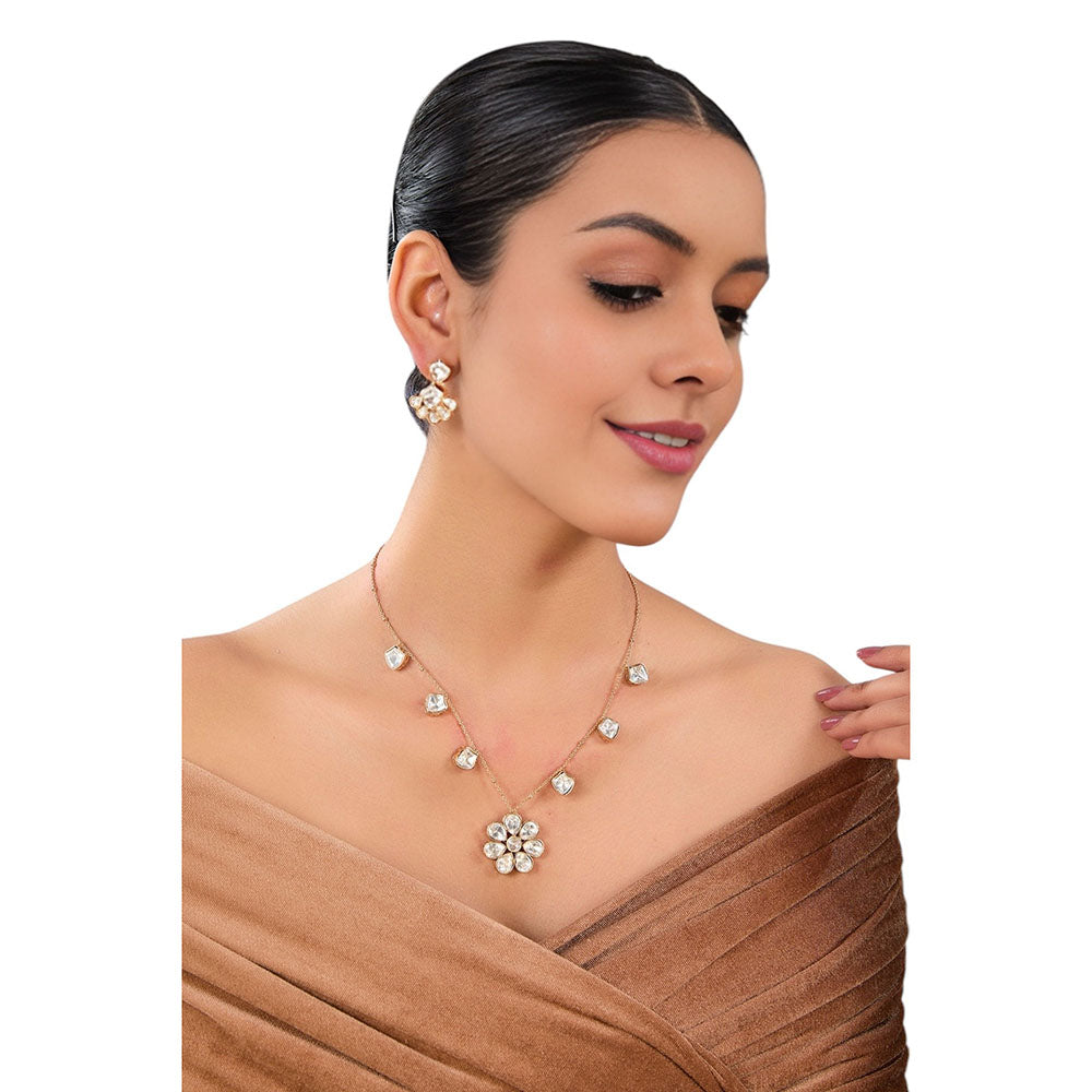 Auraa Trends White Gold Finish Kundan Polki Pendant Necklace & Earrings Set