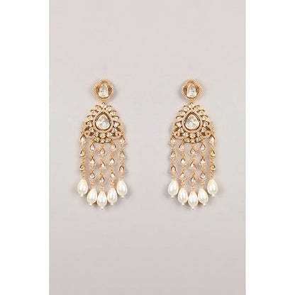 Auraa Trends Elegant White Kundan and Pearl Dangler Necklace Set