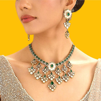 Auraa Trends Traditional Green Kundan Stone Bridal Necklace Set