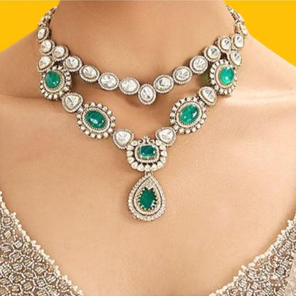 Auraa Trends Elegant Green Kundan Layered Jewellery Set