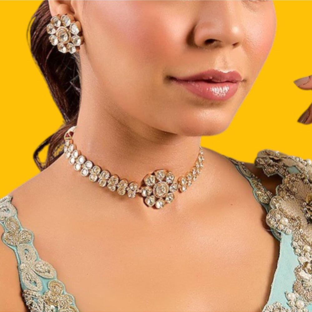 Auraa Trends White Floral Kundan Choker Necklace Set