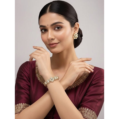 Auraa Trends Designer Gold-Plated Diamond-Cut Detailing Bracelet