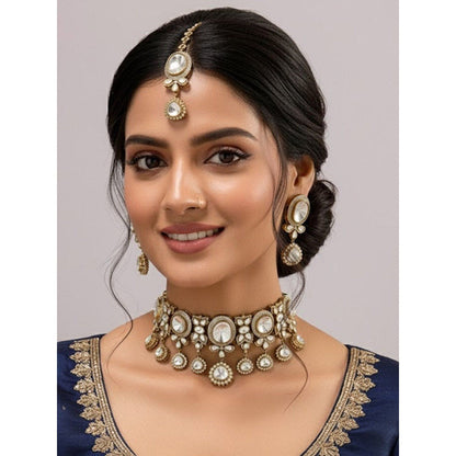 Auraa Trends Gold Finish Kundan Polka Jewellery Set