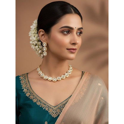 Auraa Trends Gold Finish Kundan Polka White Stone Choker Jewellery Set