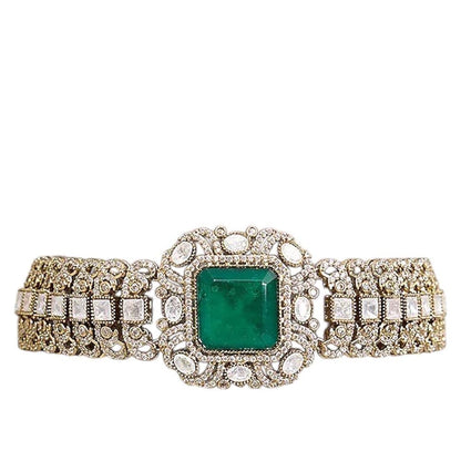 Auraa Trends Gold Finish Kundan Polka and Emerald Green Stone Choker Jewellery Set