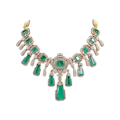 Auraa Trends Royal Green Stone Kundan Jewellery Set