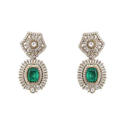 Auraa Trends Antique Gold-Plated Green Stone Kundan Choker Jewellery Set