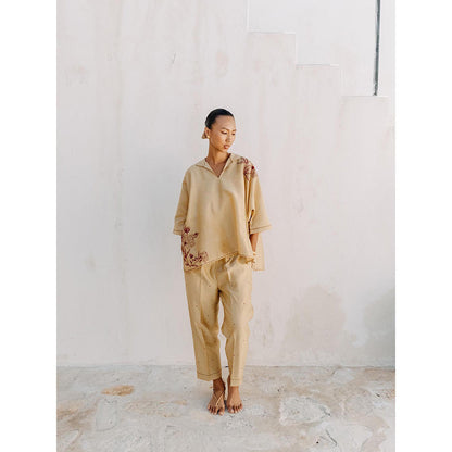 Auruhfy Solara Embroidered Top and Pant (Set of 2)