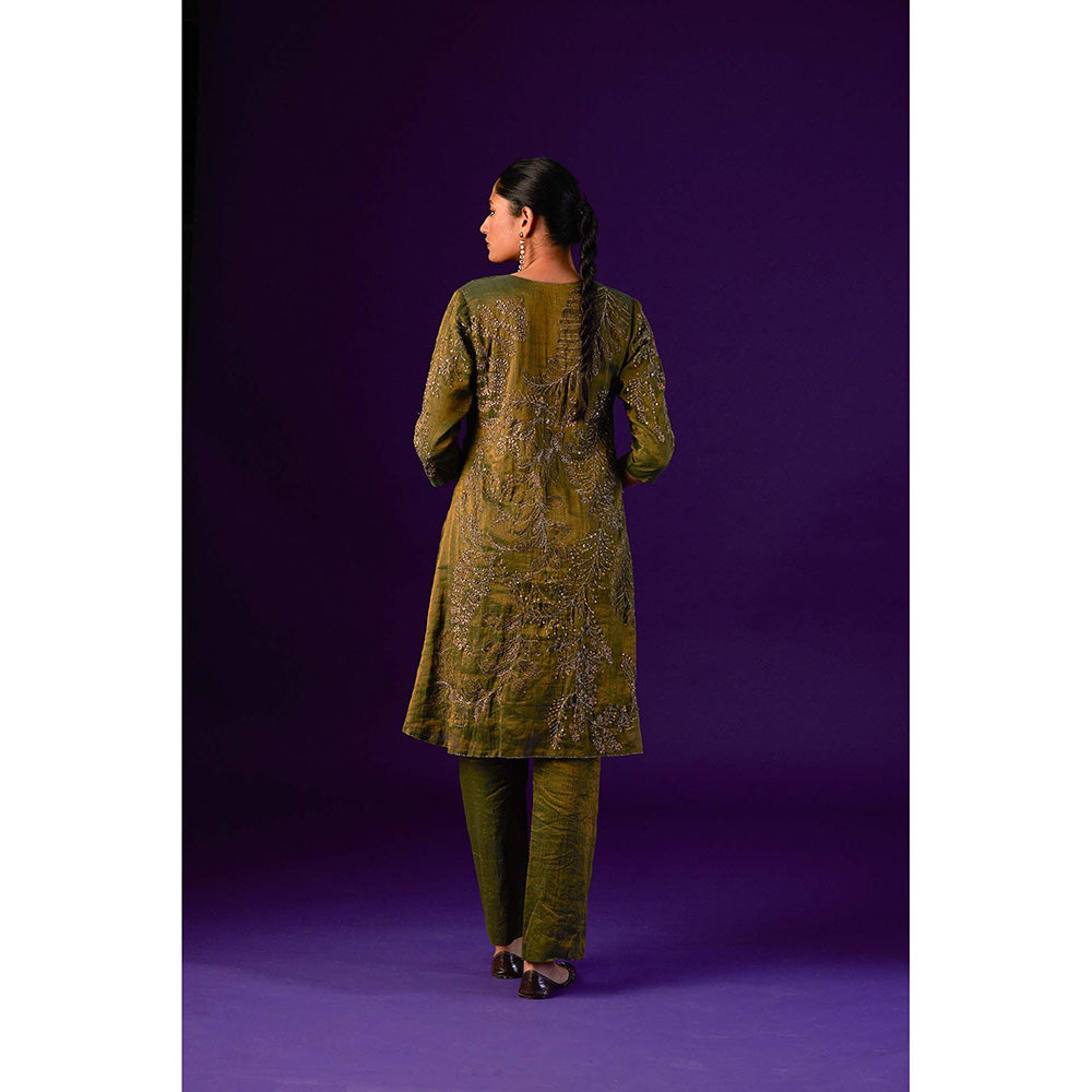 AURUL Dark Green Embroidered Kurta with Pant and Dupatta (Set of 3)