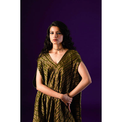 AURUL Dark Green Zari Stripes Kurta with Pant (Set of 2)