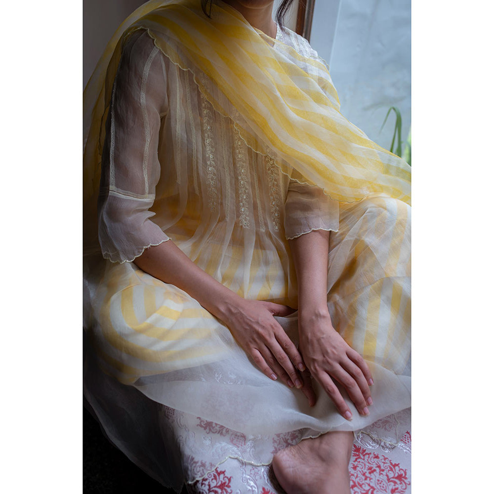 AYAKA Yellow Striper Dupatta