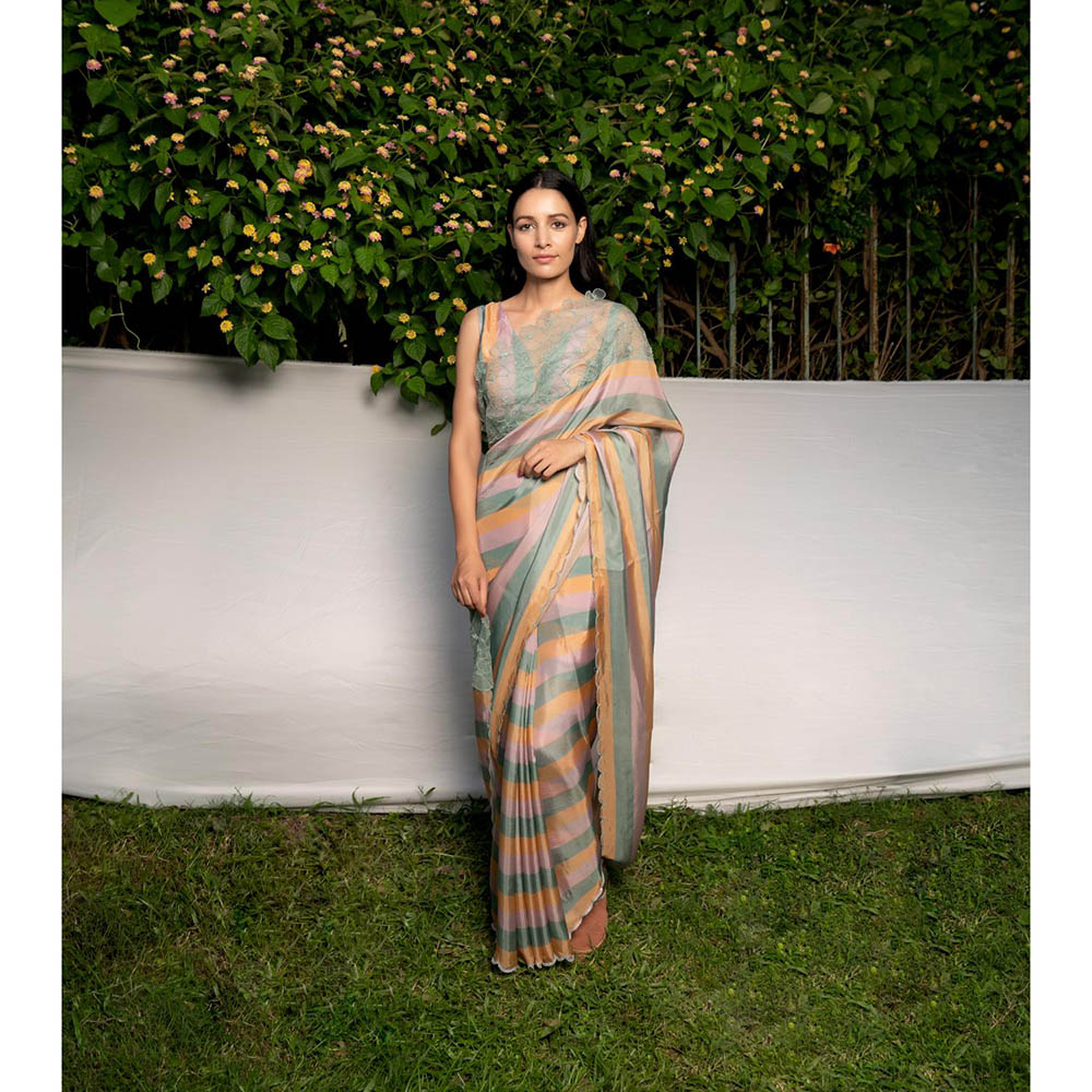 AYAKA Green Embroidered Panel Saree without Blouse