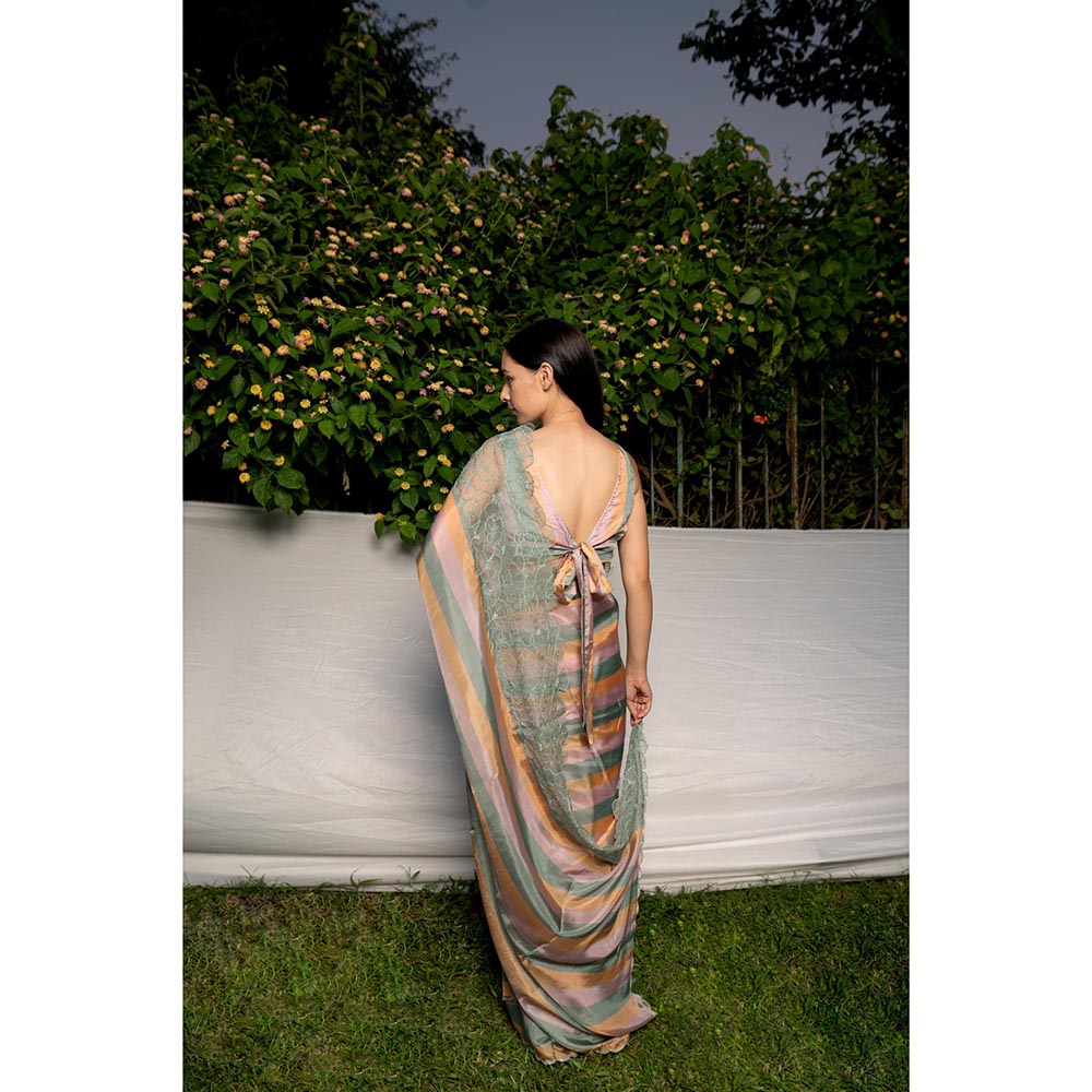 AYAKA Green Embroidered Panel Saree without Blouse