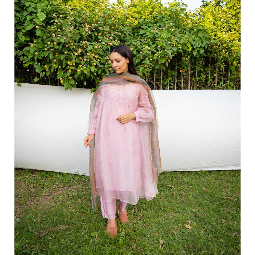 AYAKA Scalloped Dupatta