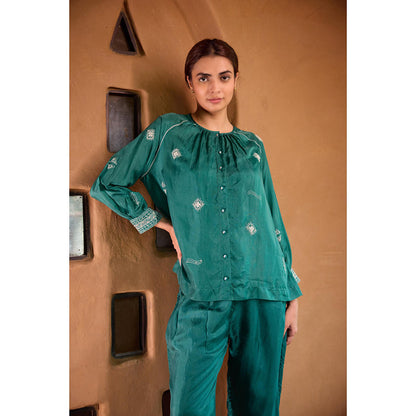 AYAKA Dale Green Front Open Top